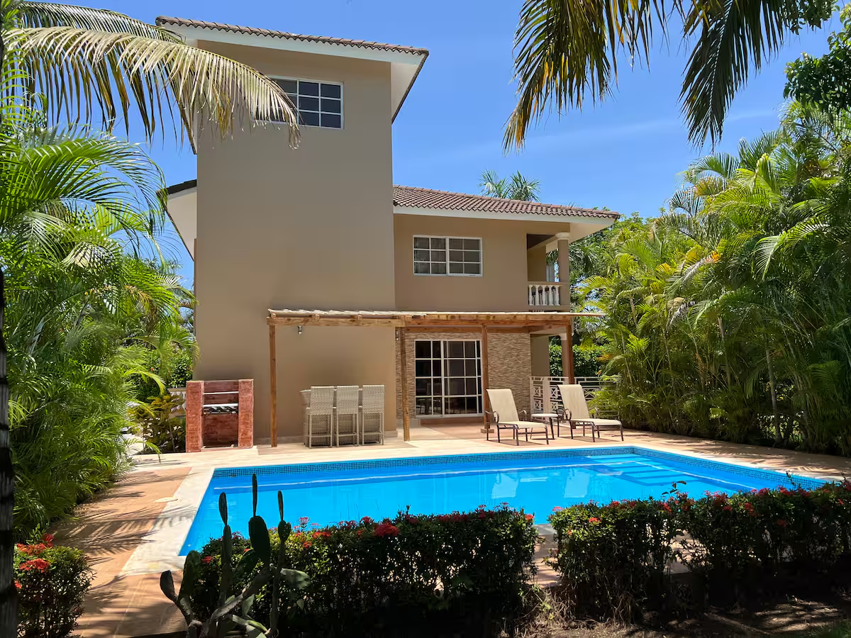Villa 102A